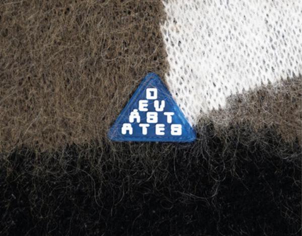 DESERT MOHAIR CREWNECK SWEATER