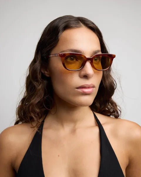 BATES ; MAPLE TORTOISESHELL / CARAMELLO