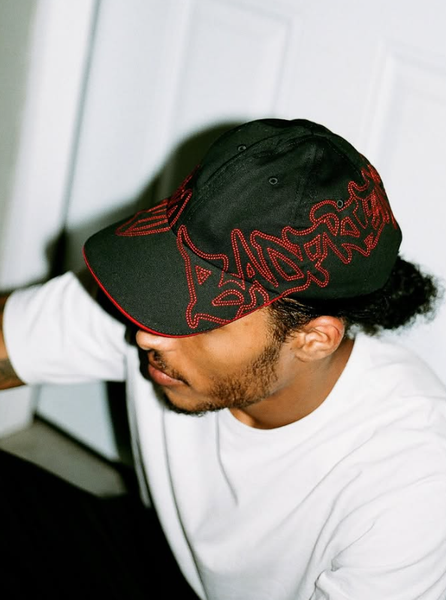 GRAFFITI HAT